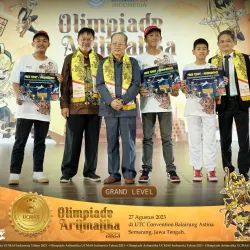 Photos THE WINNER (GRAND LEVEL) - OLIMPIADE ARITMATIKA TAHUN 2023 2 ~blog/2023/9/4/grand_level_2